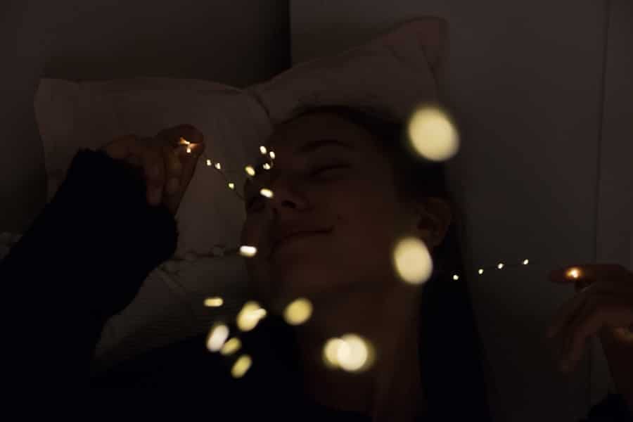Photo "Smart Sleeping: Technology That Makes Your Night More Peaceful"