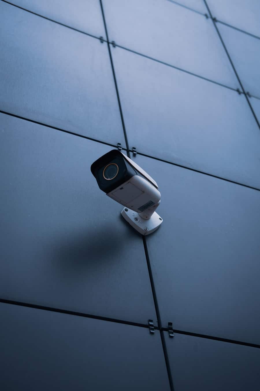 Photo How to Use Smart Technology to Keep Your Home Safe