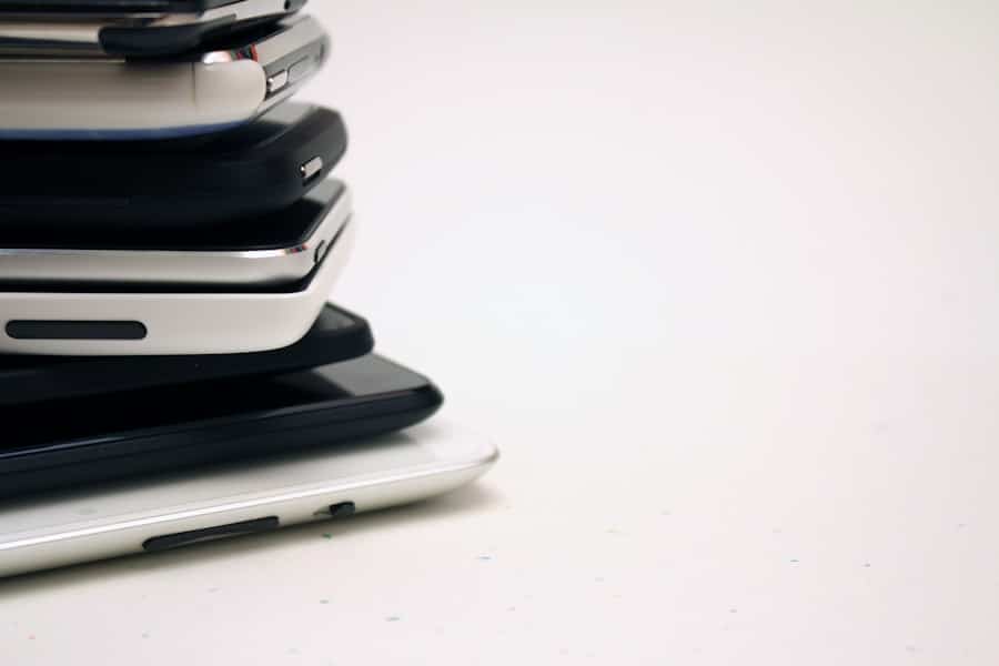 Photo "Smartly Dealing with Digital Overload: Tips for Balance"